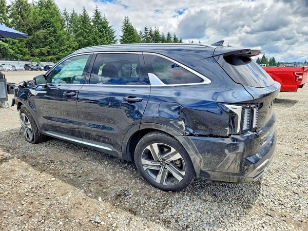 2023 KIA SORENTO