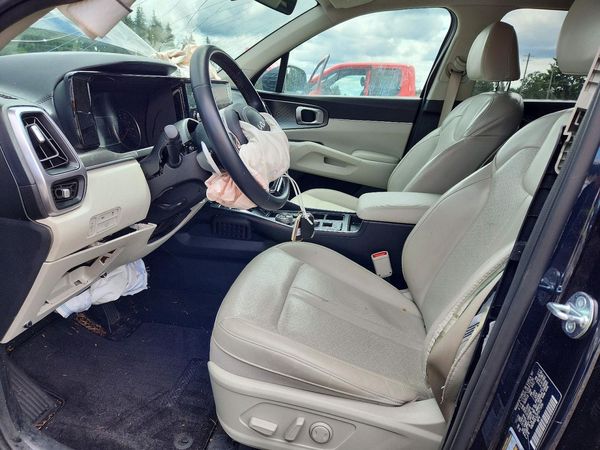 2023 KIA SORENTO