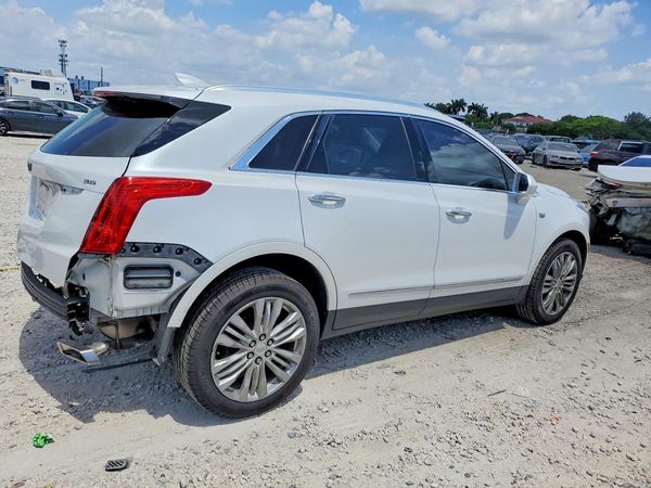2018 CADILLAC XT5 Premium Luxury