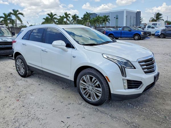 2018 CADILLAC XT5 Premium Luxury