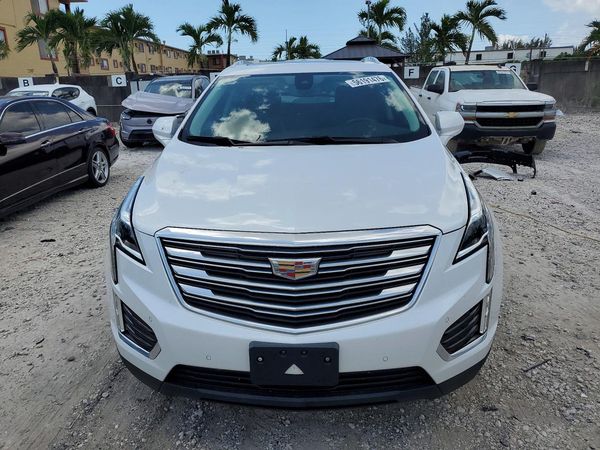 2018 CADILLAC XT5 Premium Luxury