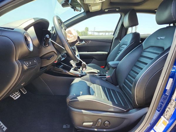 2024 KIA FORTE GT Line