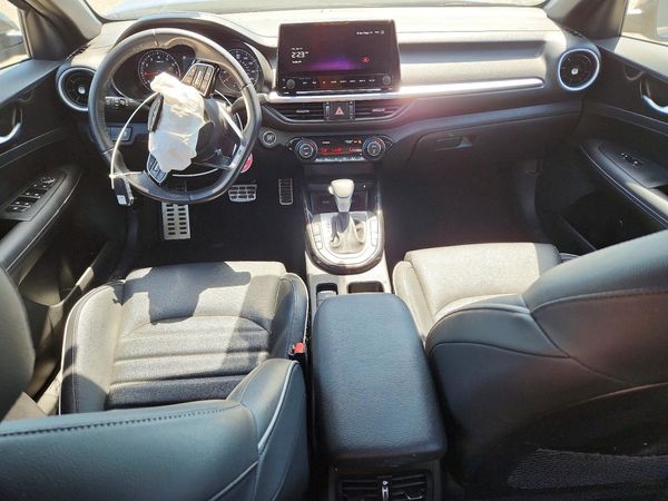 2024 KIA FORTE GT Line