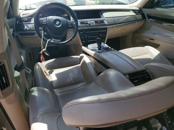 2013 BMW 740