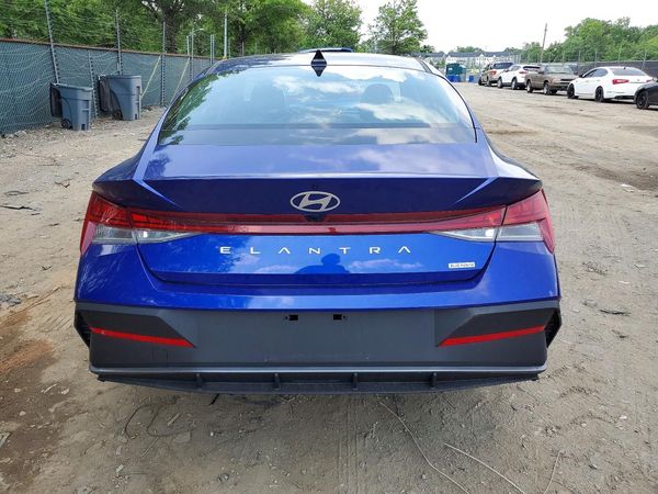 2026 HYUNDAI ELANTRA HYBRID