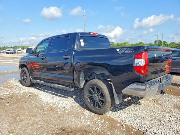 2017 TOYOTA TUNDRA SR5