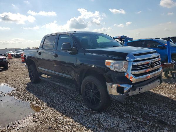 2017 TOYOTA TUNDRA SR5