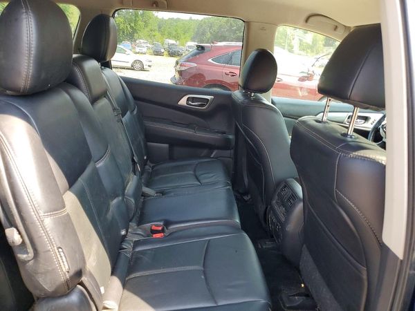 2019 NISSAN PATHFINDER