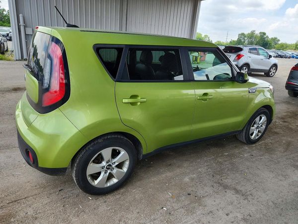 2017 KIA SOUL Base