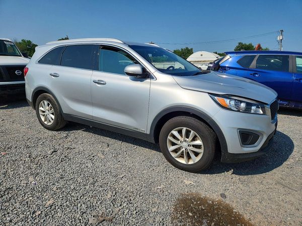 2018 KIA SORENTO L, LX