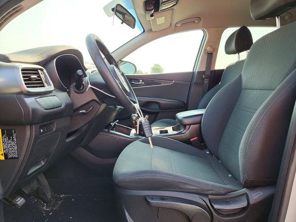2018 KIA SORENTO L, LX