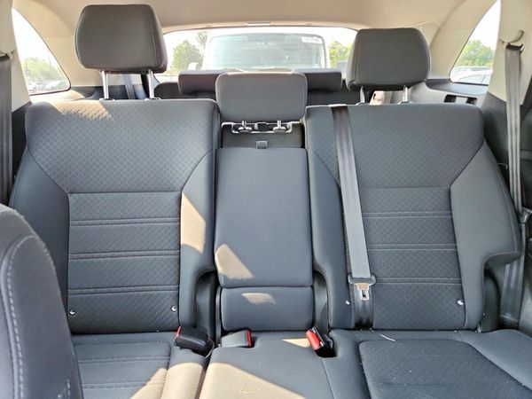 2018 KIA SORENTO L, LX
