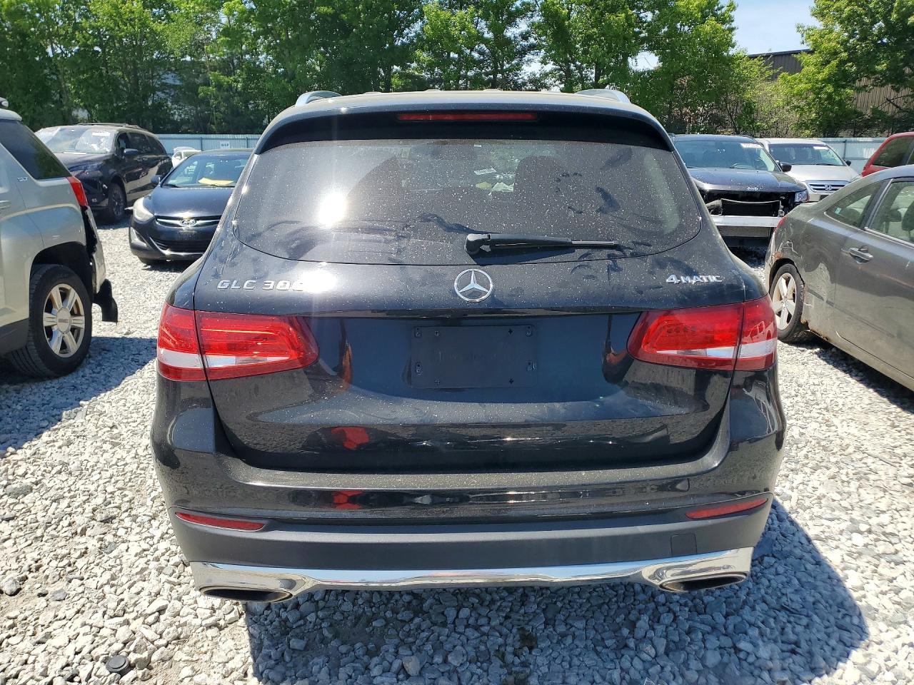 2016 MERCEDES-BENZ GLC GLC300 Base-4M