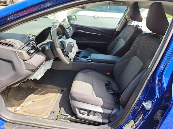 2025 TOYOTA CAMRY — DENT