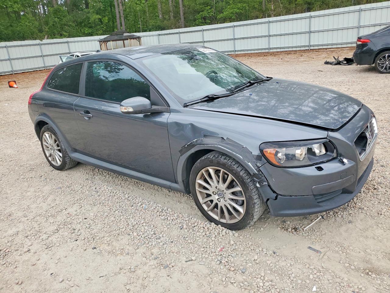 2010 VOLVO C30