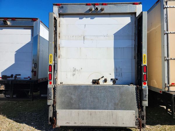 2018 VOLVO VNM — DIRR