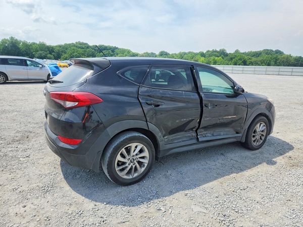 2018 HYUNDAI TUCSON SE Standard