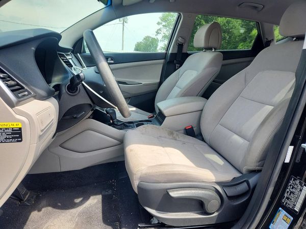 2018 HYUNDAI TUCSON SE Standard