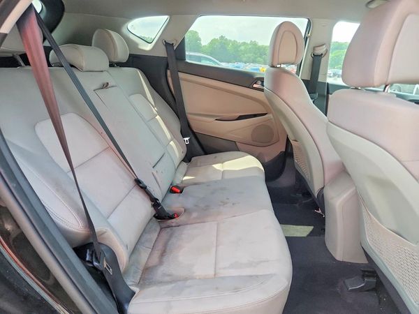 2018 HYUNDAI TUCSON SE Standard