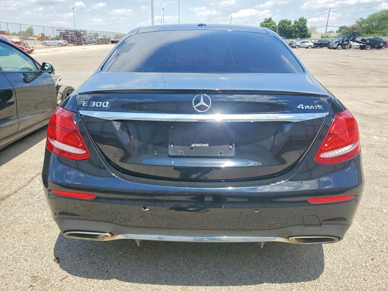 2017 MERCEDES-BENZ E E300-4M