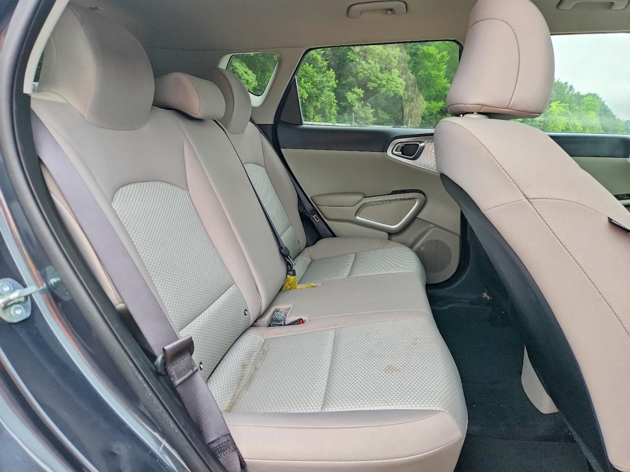 2025 KIA SOUL LX, S