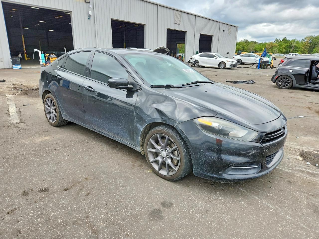 2016 DODGE DART SE