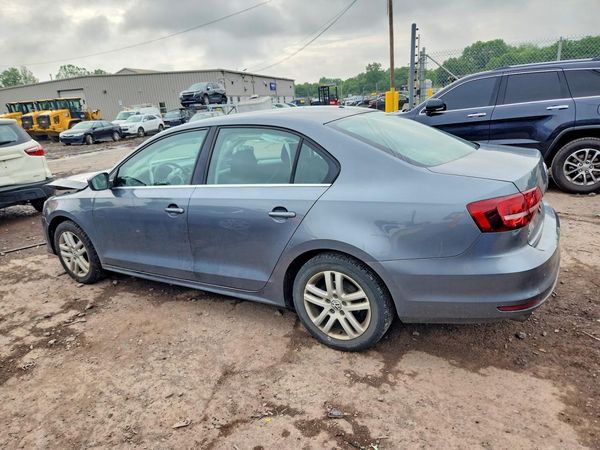 2017 VOLKSWAGEN JETTA