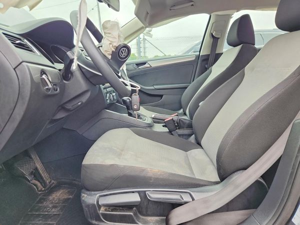 2017 VOLKSWAGEN JETTA