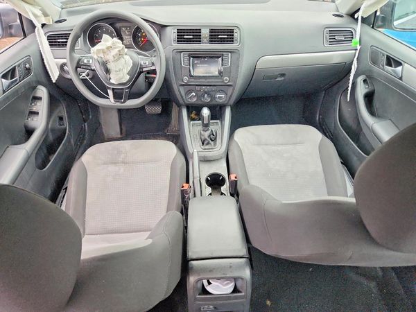 2017 VOLKSWAGEN JETTA