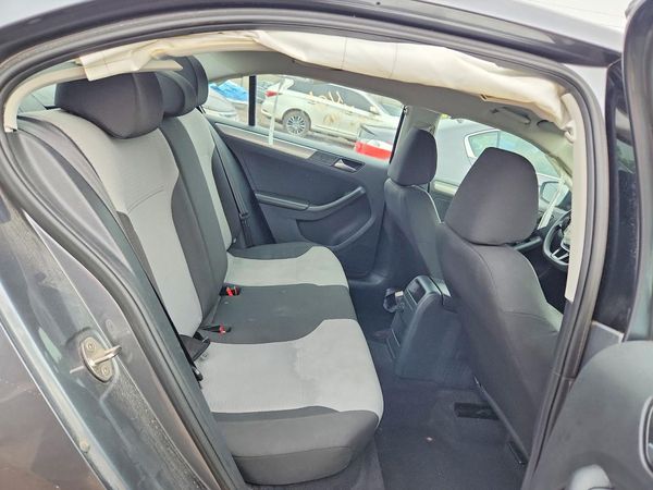 2017 VOLKSWAGEN JETTA