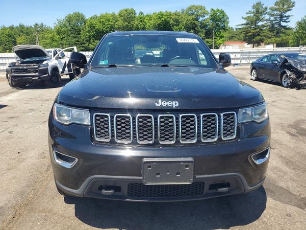 2020 JEEP GRAND CHEROKEE LAREDO 4X4