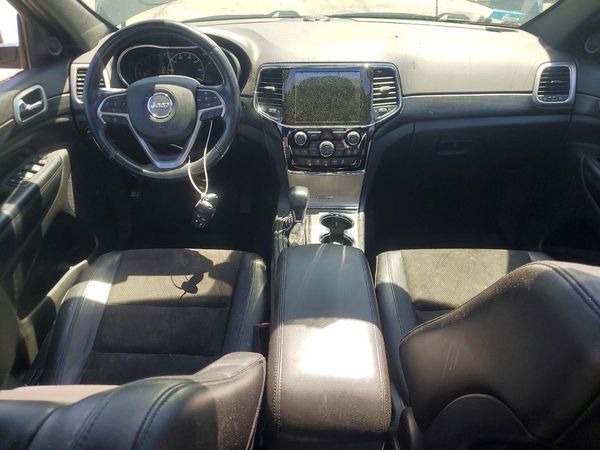 2020 JEEP GRAND CHEROKEE LAREDO 4X4