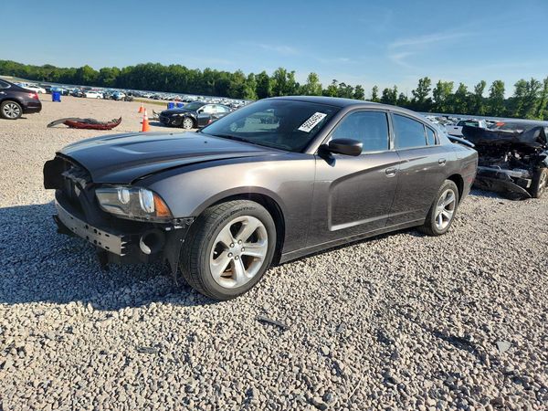 2014 DODGE CHARGER SE