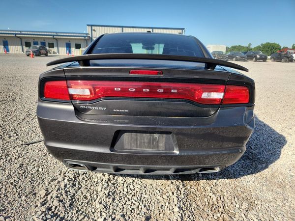 2014 DODGE CHARGER SE