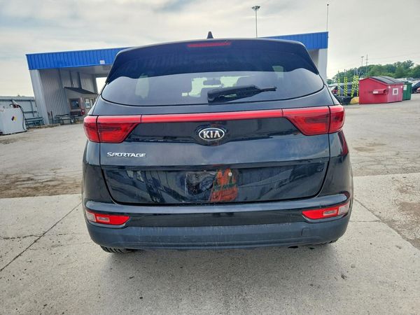 2017 KIA SPORTAGE LX
