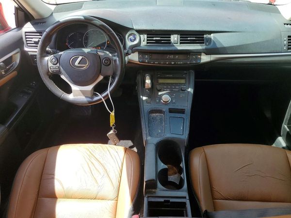 2015 LEXUS CT