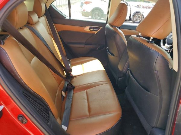 2015 LEXUS CT