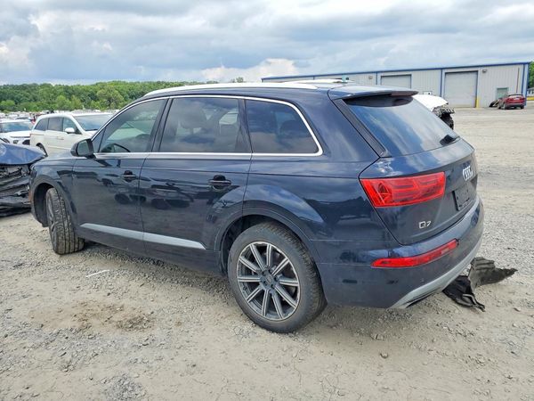 2017 AUDI Q7 quattro Premium Plus