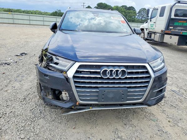 2017 AUDI Q7 quattro Premium Plus
