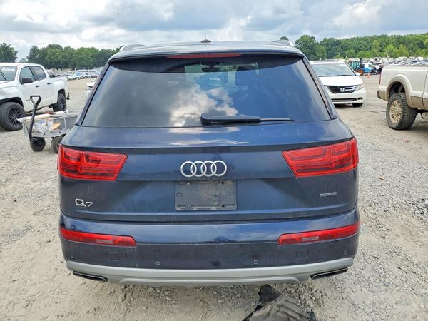 2017 AUDI Q7 quattro Premium Plus