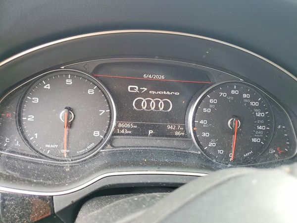 2017 AUDI Q7 quattro Premium Plus
