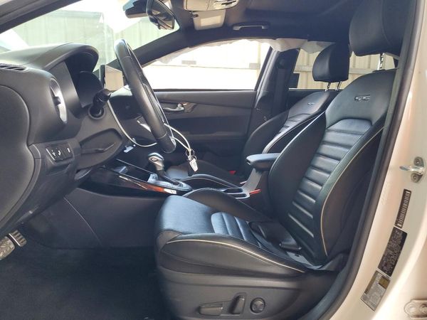 2024 KIA FORTE GT Line