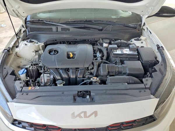2024 KIA FORTE GT Line