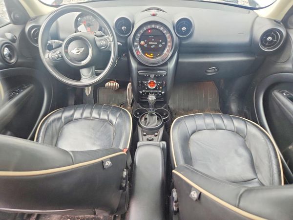 2016 MINI COOPER
