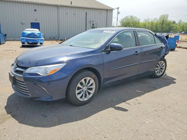 2017 TOYOTA CAMRY