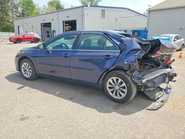 2017 TOYOTA CAMRY