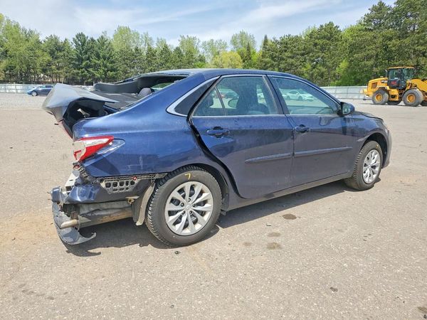 2017 TOYOTA CAMRY