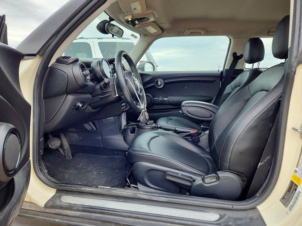 2015 MINI COOPER