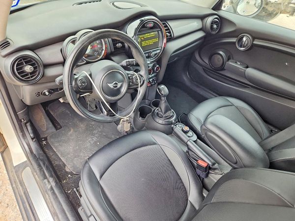 2015 MINI COOPER