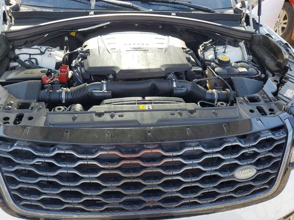 2018 LAND ROVER RANGE ROVER VELAR R-Dynamic SE